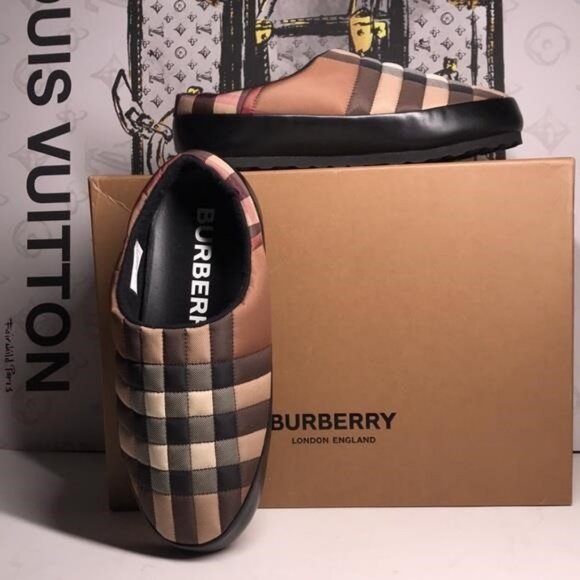 New Authentic Burberry Men’s Brown Birch Check Slippers & Clogs – Made in Italy - Picture 7 of 9